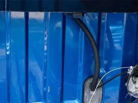 Electric Hard Aluminum Retractable Tonneau Cover for Toyota