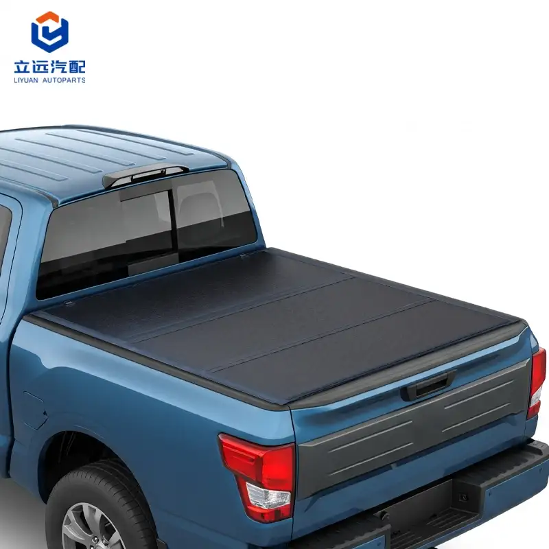 Nissan için Düşük Profilli Sert Üç Katlı Tonneau Kapağı